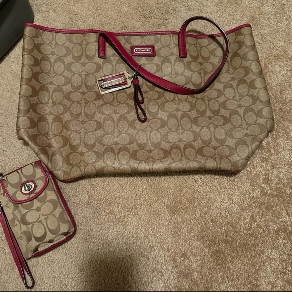 Coach tote bag and wallet